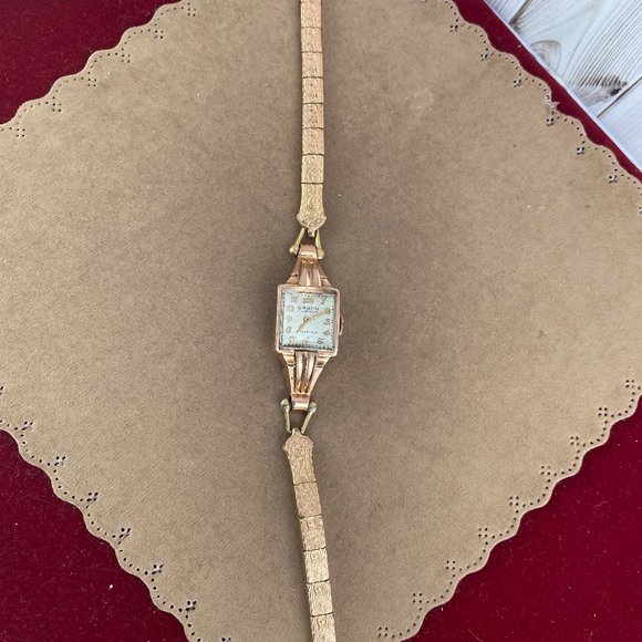 Vintage Gruen Curvex 17 Jewel 1940's Art Deco Ladies Watch 10K Rose Gold Filled - Picture 4 of 10